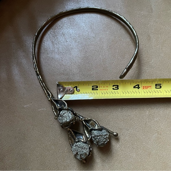 Brutalist pyrite and brass flower necklace vintage silver gold statement - Picture 13 of 13